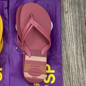 1 pair of Havaianas pink 6W